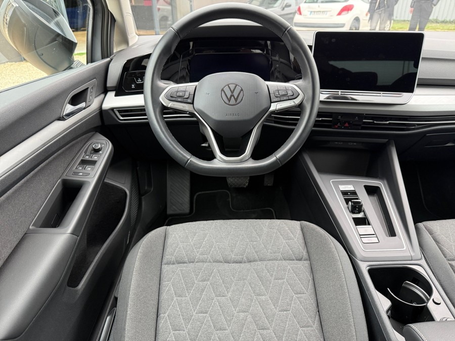 VOLKSWAGEN d'occasion GOLF 2.0 TDI 150 LIFE PLUS EDITION DSG de 2024