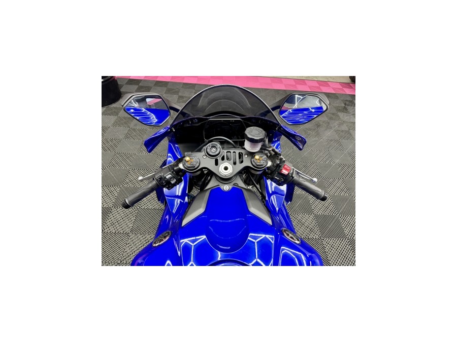 YAMAHA d'occasion YZF R1 YZF 1000 de 2024 Reims Tinqueux (51)﻿
