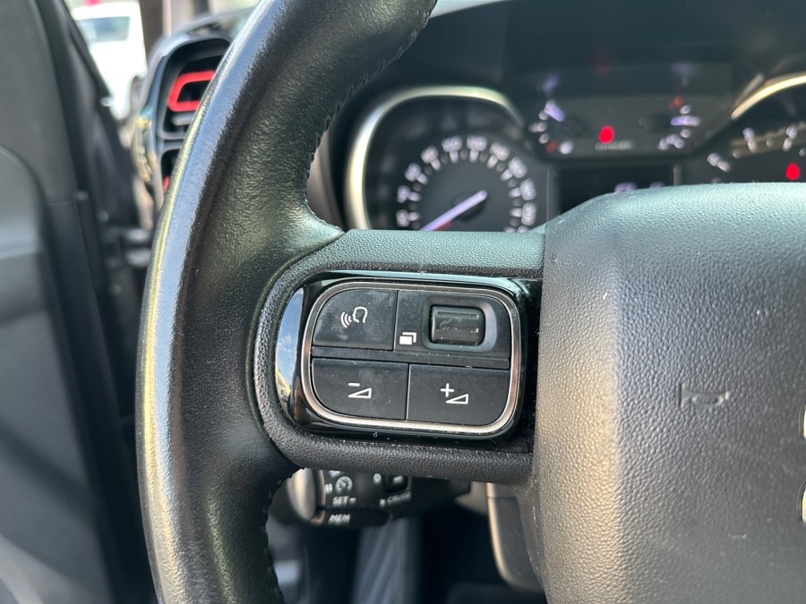 CITROEN d'occasion C3 AIRCROSS 1.6 BLUE HDI 120 SHINE de 2021 Salon