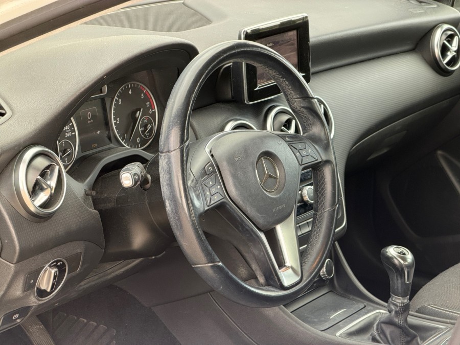 MERCEDES d'occasion CLASSE A A180 D BUSINESS EDITION de 2014 Orleans