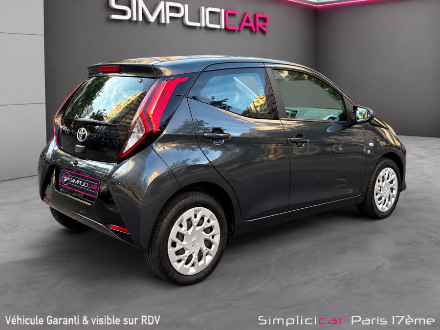 TOYOTA d'occasion AYGO 1.0 VVT-i 72ch x-play 3p de 2019 Paris 17 (75)﻿