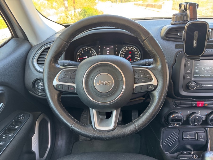JEEP d'occasion RENEGADE 1.4 MULTIAIR 140 LONGITUDE de 2015 La Ciotat