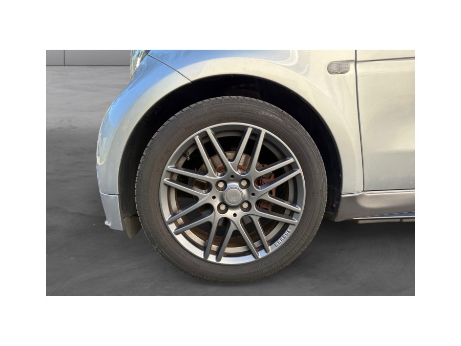 SMART d'occasion FORTWO BRABUS 80 KW CABRIO AUTO de 2016 La Ciotat