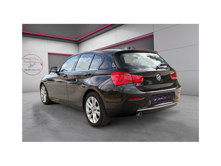 BMW d'occasion SERIE 118D URBAN CHIC de 2016 La Ciotat (13)﻿