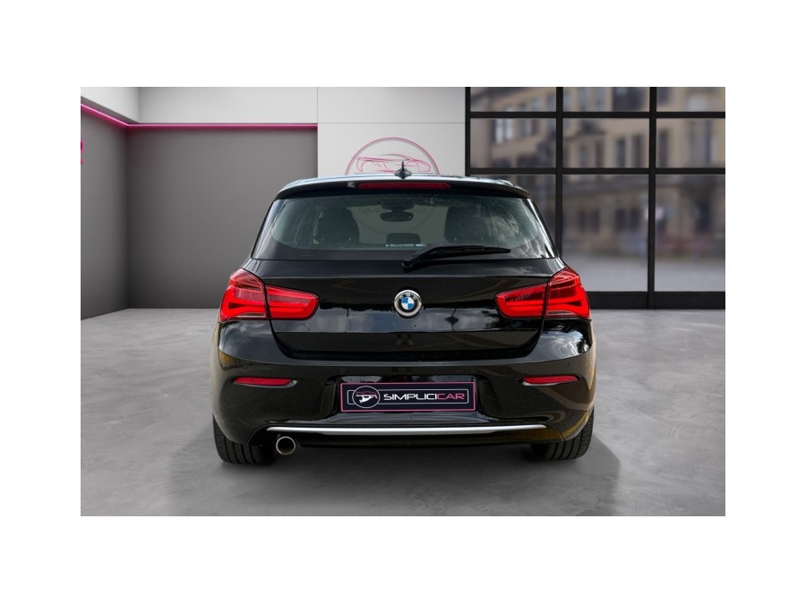 BMW d'occasion SERIE 118D URBAN CHIC de 2016 La Ciotat (13)﻿