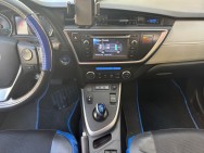 TOYOTA d'occasion AURIS HSD 136h Dynamic 15 5p de 2014 Paris 17 (75)﻿