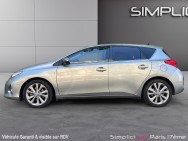 TOYOTA d'occasion AURIS HSD 136h Dynamic 15 5p de 2014 Paris 17 (75)﻿