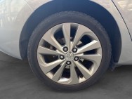 TOYOTA d'occasion AURIS HSD 136h Dynamic 15 5p de 2014 Paris 17 (75)﻿