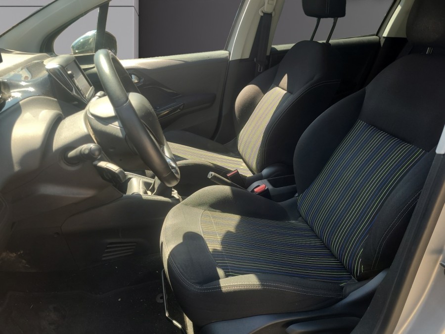 PEUGEOT d'occasion 208 1.2 PURE TECH 82 STYLE de 2015 Nord Isère (38)﻿