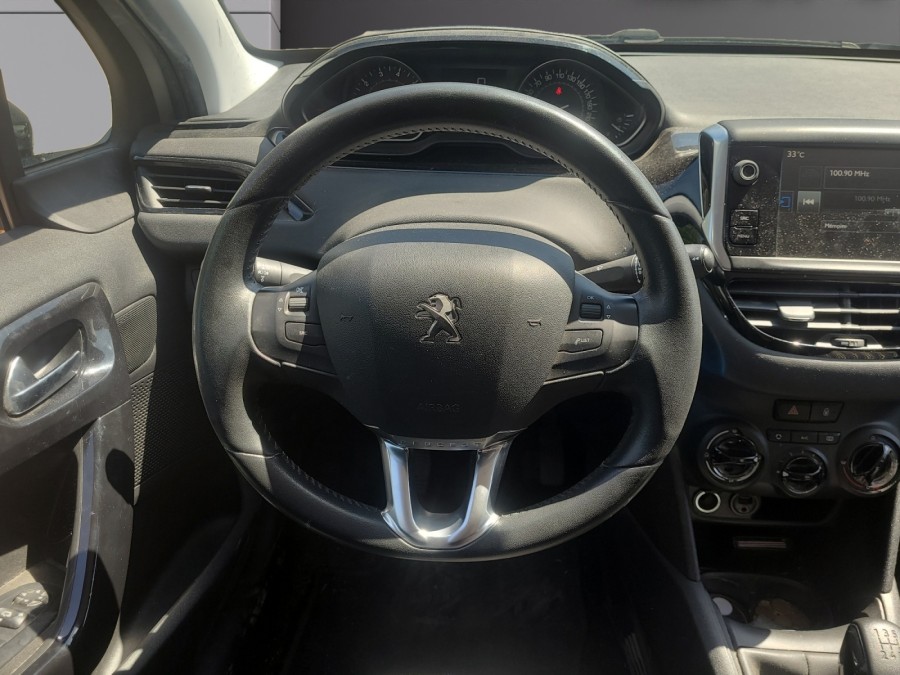 PEUGEOT d'occasion 208 1.2 PURE TECH 82 STYLE de 2015 Nord Isère (38)﻿