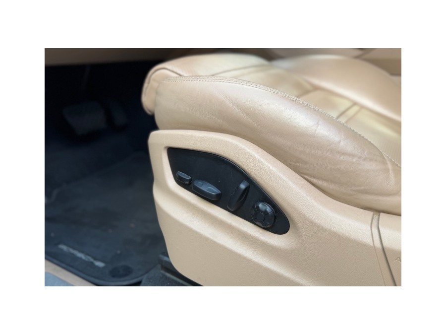 PORSCHE d'occasion CAYENNE COUPE 3 V6 462 E-HYBRID AUTO de 2022 Paris