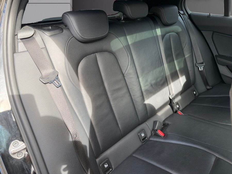 BMW d'occasion SERIE 1 118iA 136ch Business Design DKG7 de 2021