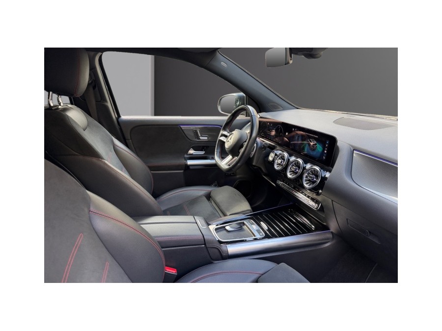 MERCEDES d'occasion CLASSE GLA II GLA  250 e 8G-DCT AMG Line de 2023