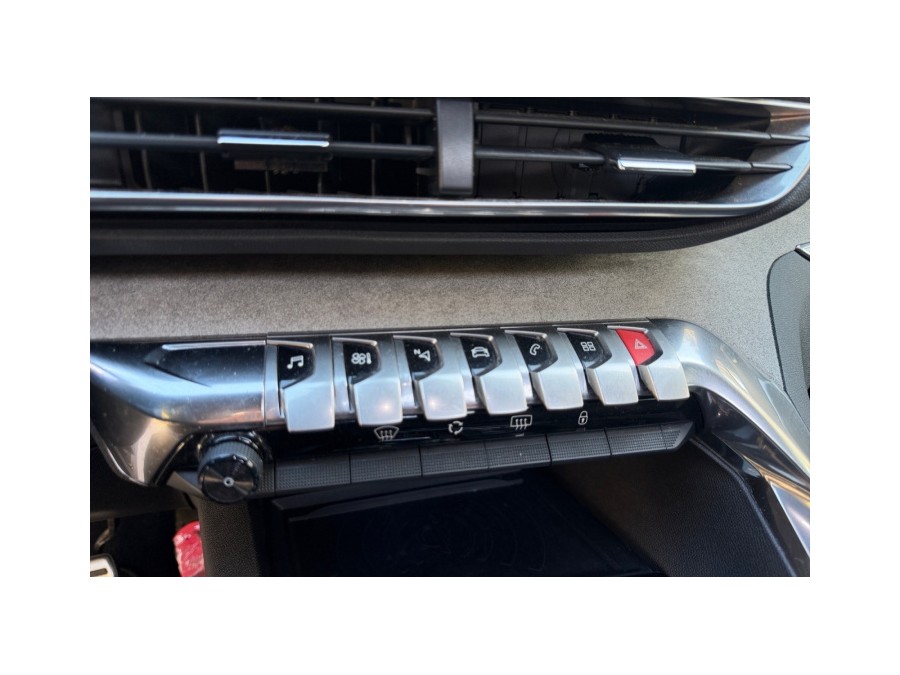 PEUGEOT d'occasion 3008 1.2 PURE TECH 130 GT Line de 2021 Paris 17
