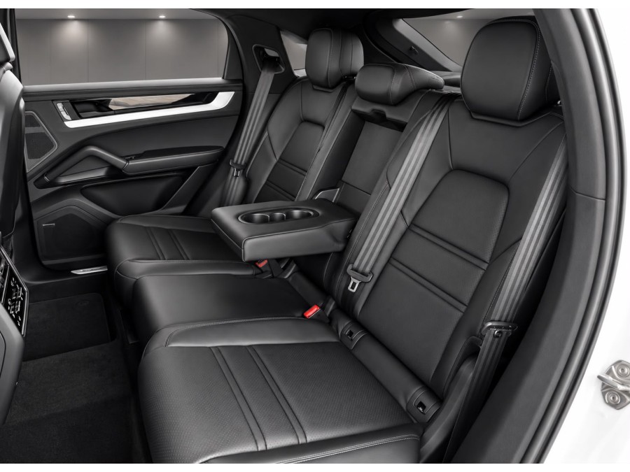PORSCHE d'occasion CAYENNE COUPE PORSCHE CAYENNE COUPE E-HYBRIDE de