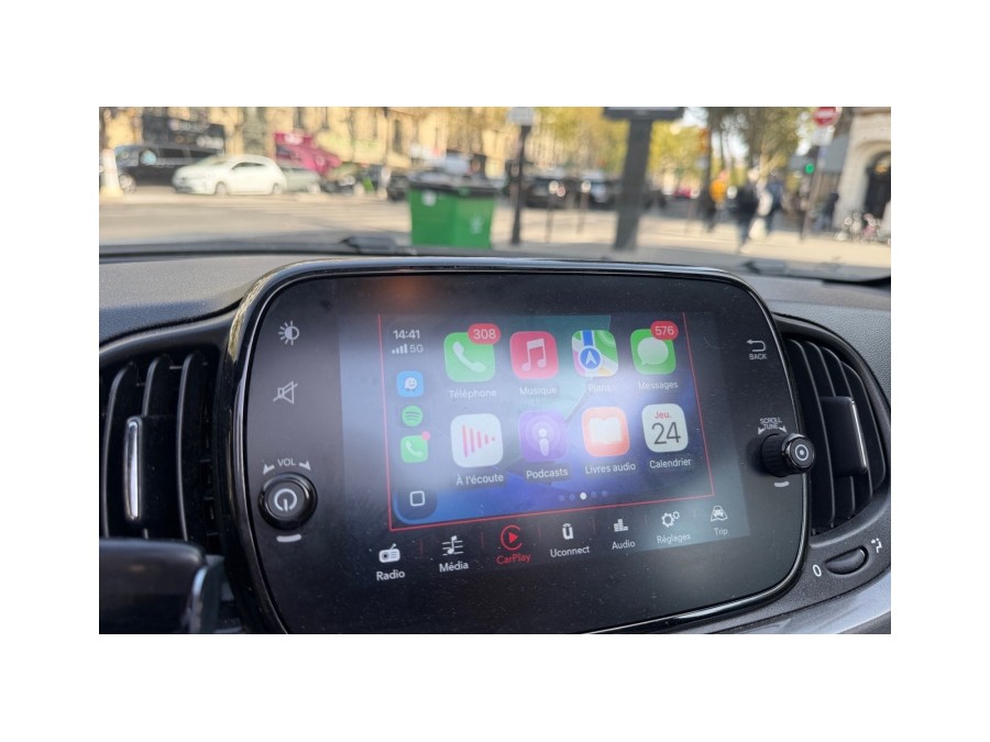 FIAT d'occasion 500 C 1.0 HYBRIDE 70 Dolcevita de 2022 Paris 17 (75)﻿