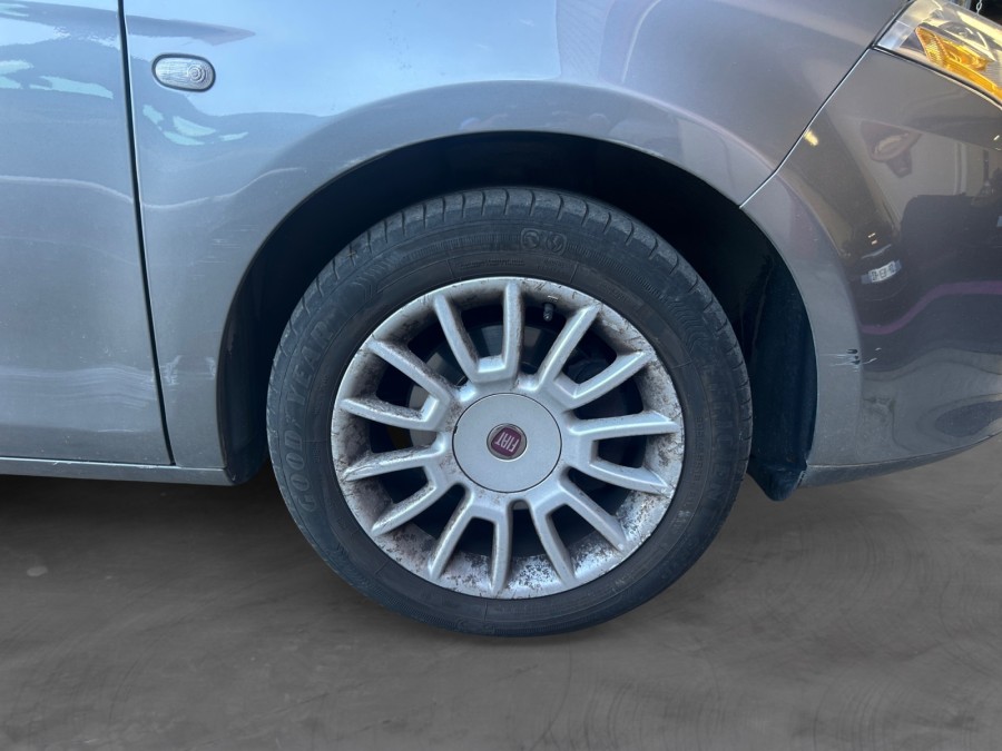 FIAT d'occasion BRAVO 1.6 105 emotion de 2009 Méry Sur Oise (95)﻿