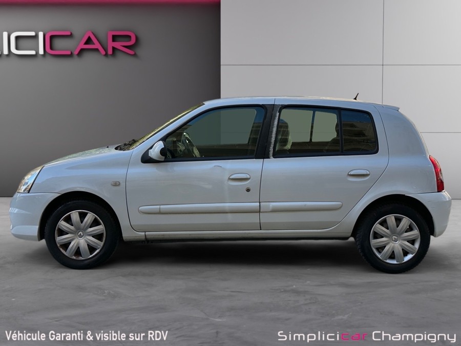 RENAULT d'occasion CLIO II 1.2 CAMPUS de 2009 Champigny sur Marne