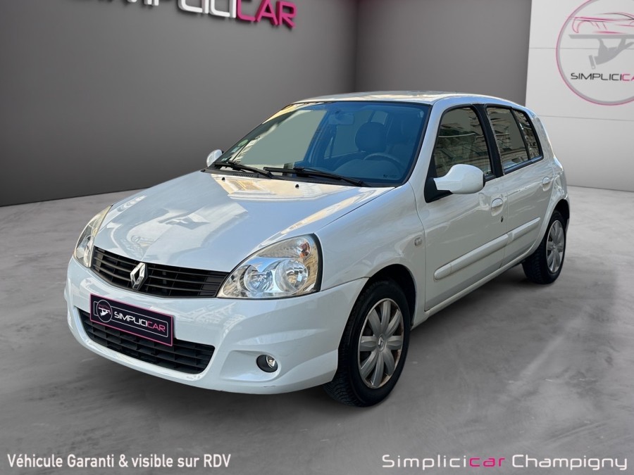 RENAULT d'occasion CLIO II 1.2 CAMPUS de 2009 Champigny sur Marne