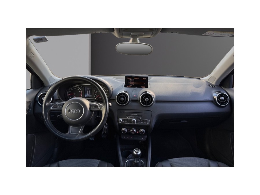 AUDI d'occasion A1 SPORTBACK 1 TFSI ULTRA 95 STYLE de 2018 La Ciotat