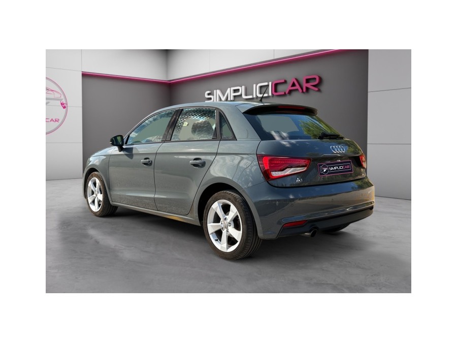 AUDI d'occasion A1 SPORTBACK 1 TFSI ULTRA 95 STYLE de 2018 La Ciotat