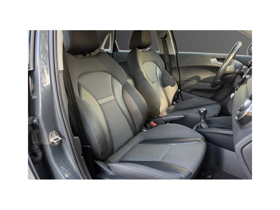 AUDI d'occasion A1 SPORTBACK 1 TFSI ULTRA 95 STYLE de 2018 La Ciotat