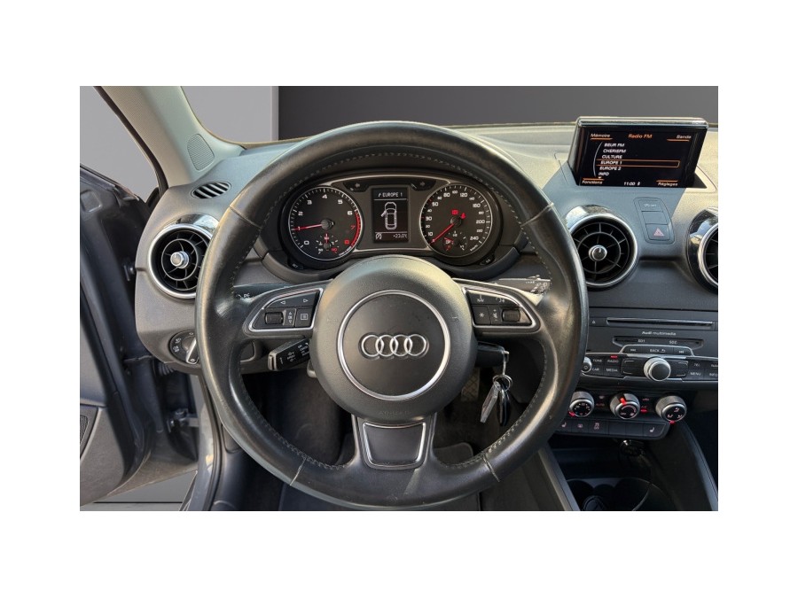 AUDI d'occasion A1 SPORTBACK 1 TFSI ULTRA 95 STYLE de 2018 La Ciotat
