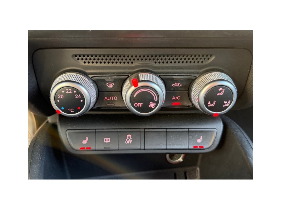 AUDI d'occasion A1 SPORTBACK 1 TFSI ULTRA 95 STYLE de 2018 La Ciotat