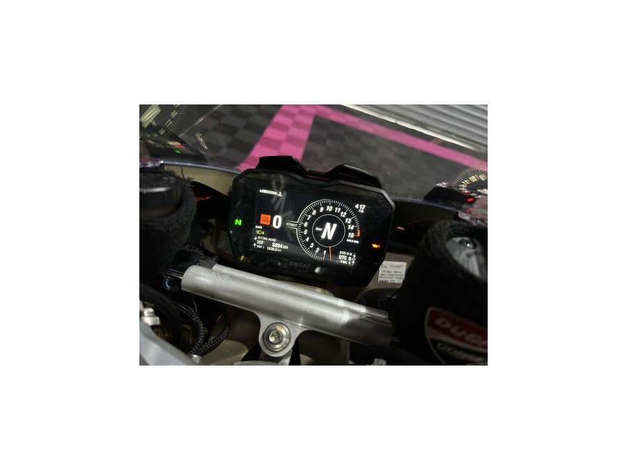 DUCATI d'occasion PANIGALV4 DUCATI PANIGALE V4S de 2019 Nîmes (30)﻿