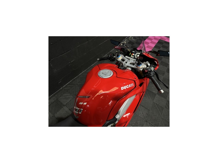DUCATI d'occasion PANIGALV4 DUCATI PANIGALE V4S de 2019 Nîmes (30)﻿