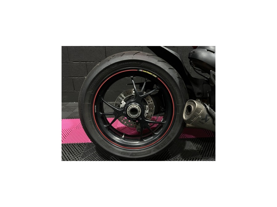 DUCATI d'occasion PANIGALV4 DUCATI PANIGALE V4S de 2019 Nîmes (30)﻿