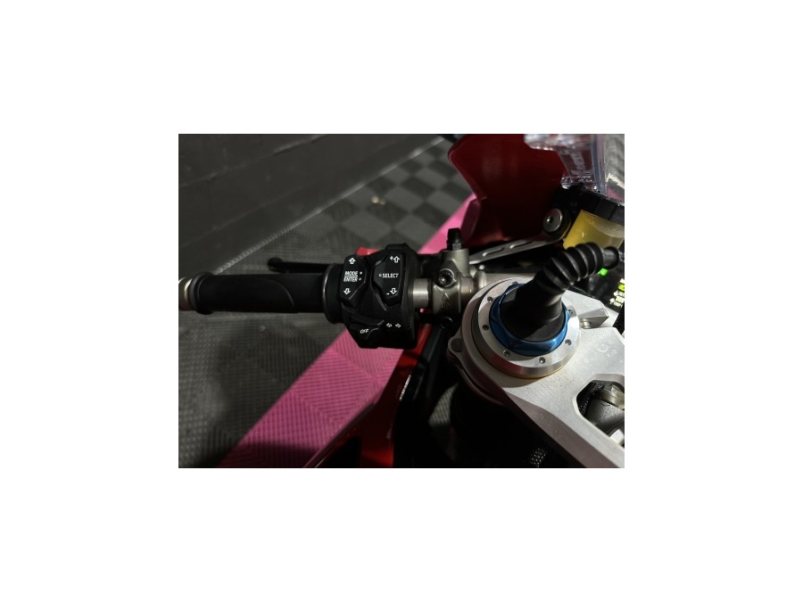 DUCATI d'occasion PANIGALV4 DUCATI PANIGALE V4S de 2019 Nîmes (30)﻿