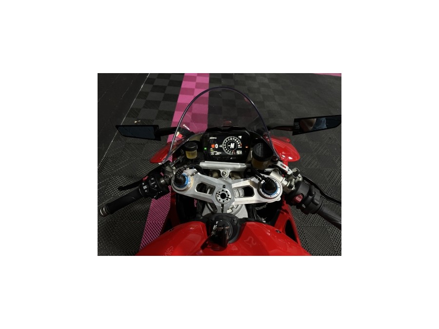 DUCATI d'occasion PANIGALV4 DUCATI PANIGALE V4S de 2019 Nîmes (30)﻿