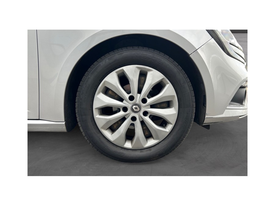 RENAULT d'occasion MEGANE IV 1.5 DCI 90 LIFE de 2016 La Ciotat (13)﻿