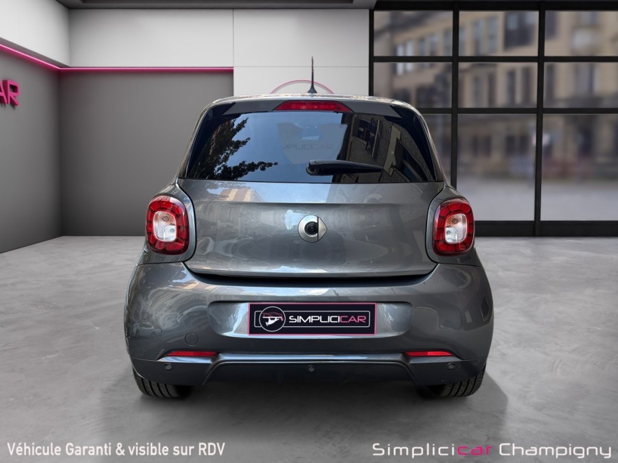 SMART d'occasion FORFOUR 90ch Brabus style twinamic E6c de 2019