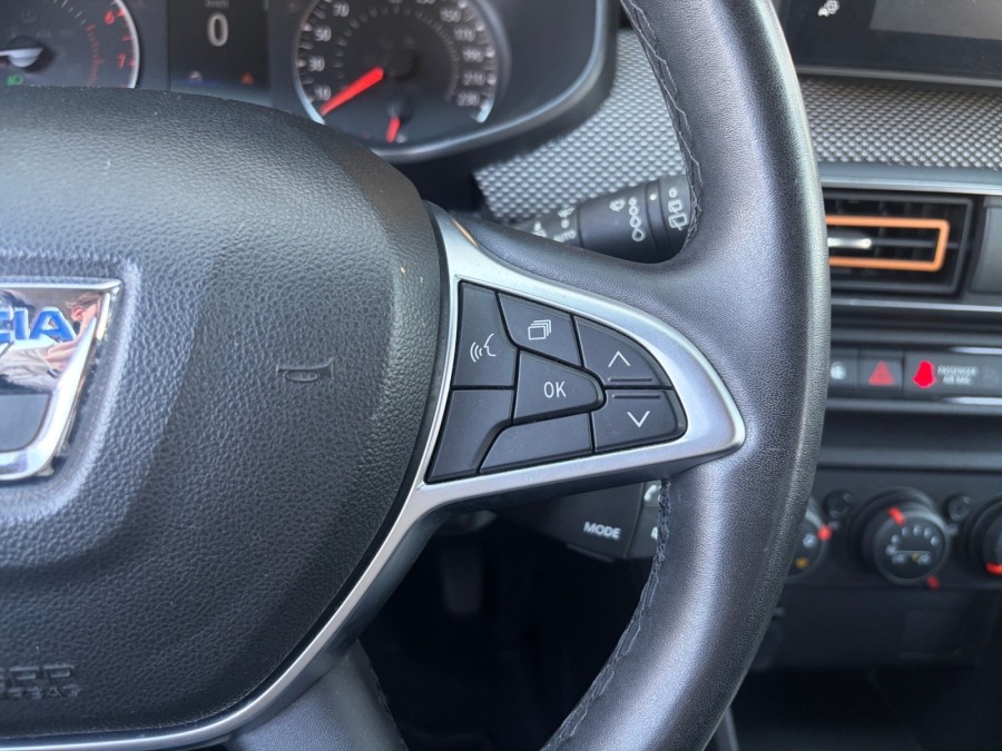 DACIA d'occasion SANDERO III 1 TCE 90 STEPWAY ESSENTIEL de 2022