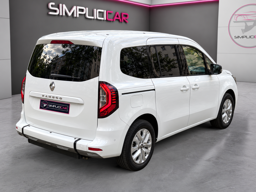 RENAULT d'occasion KANGOO 1.3 TCe 130ch Techno EDC de 2023 Montreuil