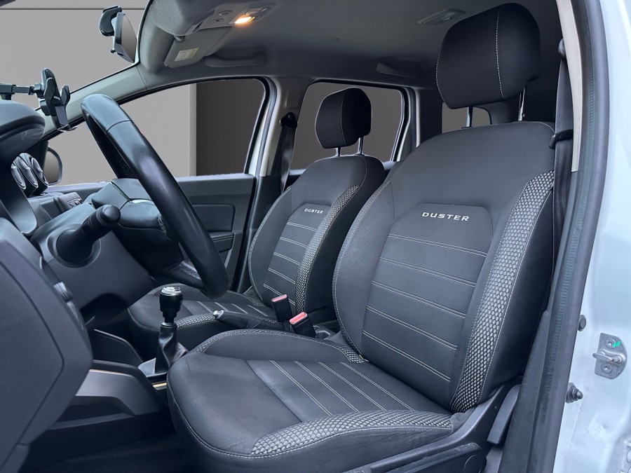 DACIA d'occasion DUSTER 1.5 BLUE DCI 115 PRESTIGE de 2020 Lorient