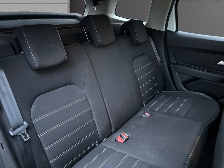 DACIA d'occasion DUSTER 1.5 BLUE DCI 115 PRESTIGE de 2020 Lorient
