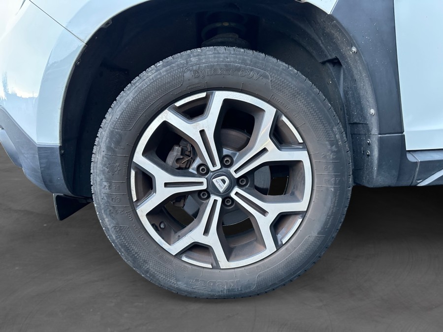 DACIA d'occasion DUSTER 1.5 BLUE DCI 115 PRESTIGE de 2020 Lorient