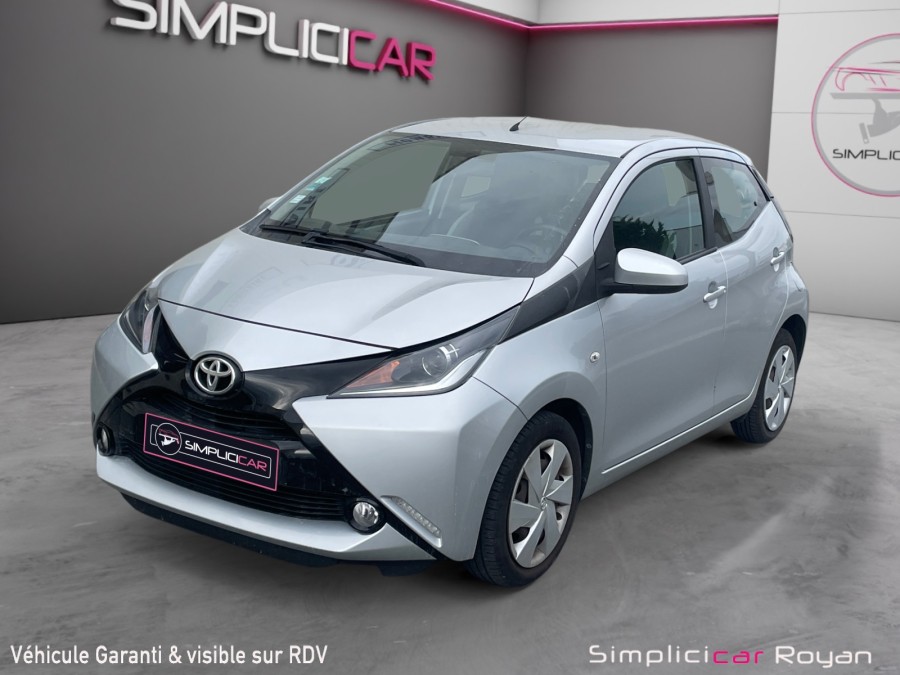 TOYOTA d'occasion AYGO 1.0 VVT-i 69ch x-play x-shift 5p de 2016 Royan