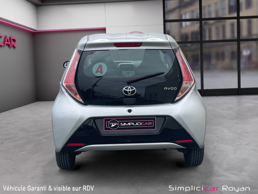 TOYOTA d'occasion AYGO 1.0 VVT-i 69ch x-play x-shift 5p de 2016 Royan