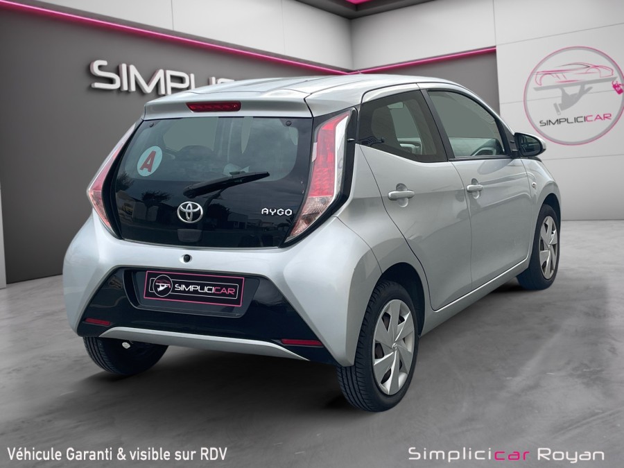 TOYOTA d'occasion AYGO 1.0 VVT-i 69ch x-play x-shift 5p de 2016 Royan