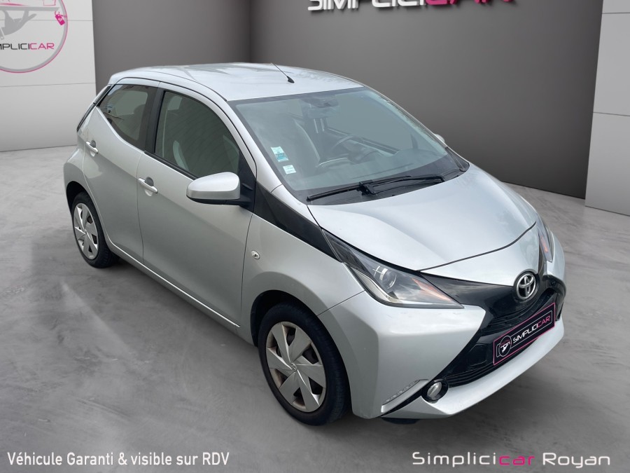 TOYOTA d'occasion AYGO 1.0 VVT-i 69ch x-play x-shift 5p de 2016 Royan