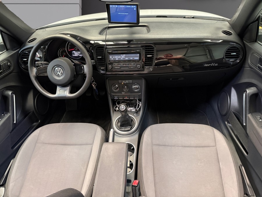 VOLKSWAGEN d'occasion NEW BEETLE DECAPOTABLE CABRIOLET 1.2 TSI de