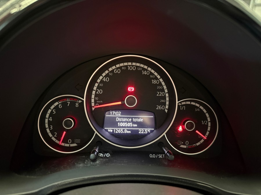 VOLKSWAGEN d'occasion NEW BEETLE DECAPOTABLE CABRIOLET 1.2 TSI de