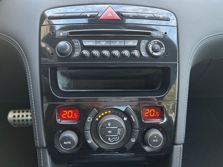 PEUGEOT d'occasion RCZ 1.6 THP 16v 156ch BA de 2011 Champigny sur