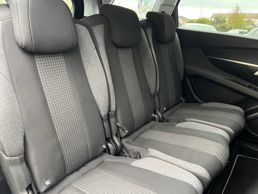 PEUGEOT d'occasion 5008 II 1.5 BLUE HDI 130 de 2020 Mérignac (33)﻿
