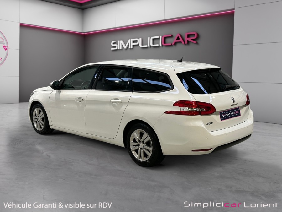 PEUGEOT d'occasion 308 SW SW 1.5 BLUE HDI 100 ACTIVE de 2019 Lorient