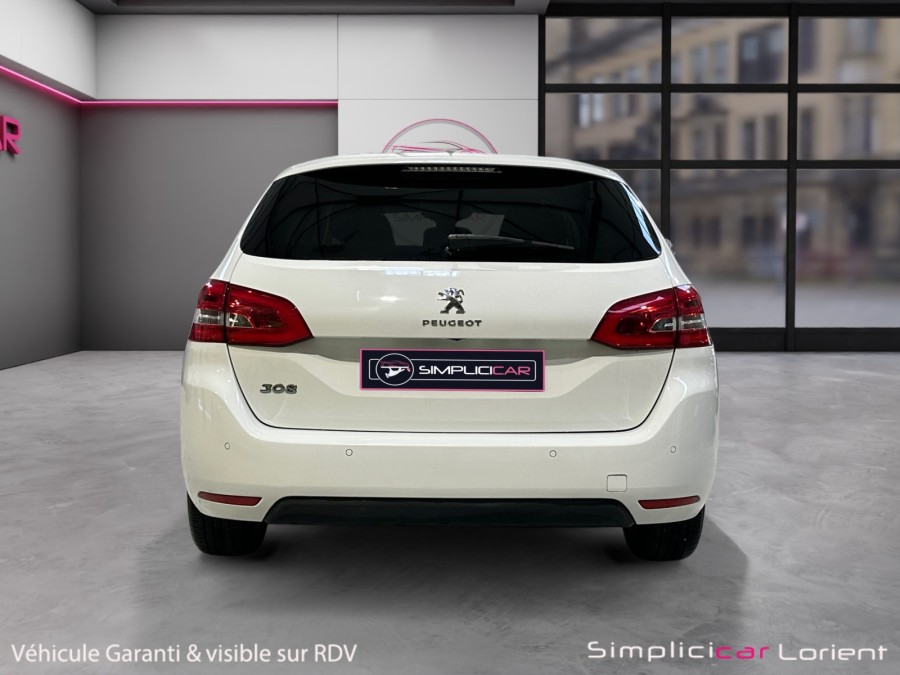 PEUGEOT d'occasion 308 SW SW 1.5 BLUE HDI 100 ACTIVE de 2019 Lorient